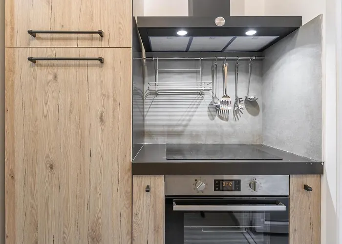 Industrial-style Next To Vatican Metro Apartment Rom