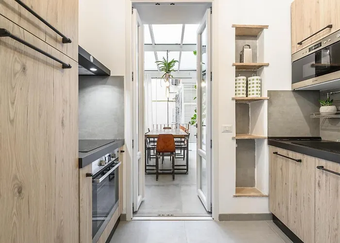 Industrial-style Next To Vatican Metro Rom